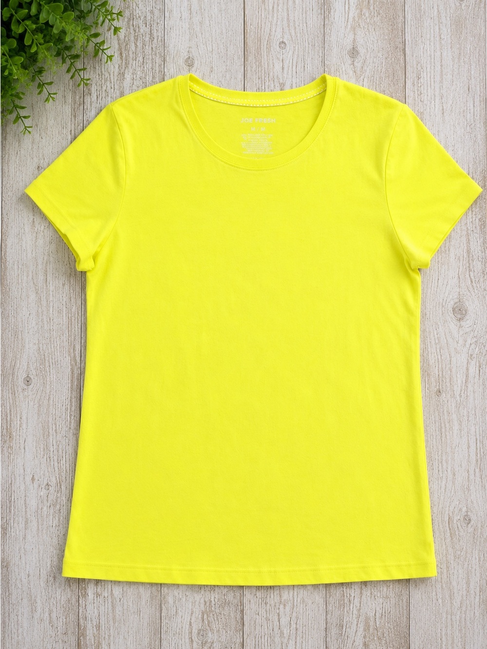 St. John’s Bay Neon Yellow Essential Crew Neck Tee Size XL